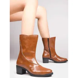 Clog London Women's Tan Casual Booties