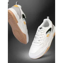 Bond Street Men's Hustle White Casual Sneakers