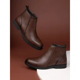 The Roadster lifestyle Co. Men Round Toe Block-Heeled Chelsea Boots