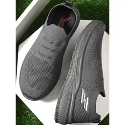 ZENG Men Grey Sports Shoes