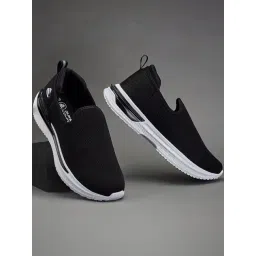 Duke Men's Black Walking Shoes