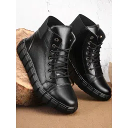 Prolific Men's Black Ankle High Sneakers
