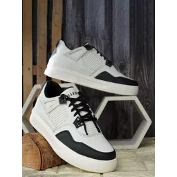 Killer Men Colourblocked Sneakers