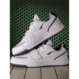 Asian Men's White Casual Sneakers