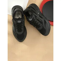 Rowlans Women Colourblocked Sneakers