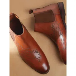 Da Vinchi by Metro Tan Chelsea Boots