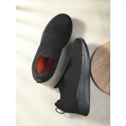 OFF LIMITS Men's ROYCE Black Walking Shoes