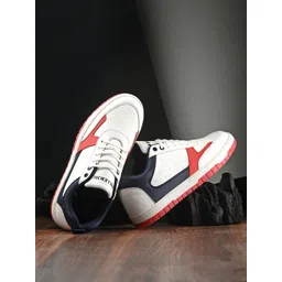 Killer Men Colourblocked Sneakers
