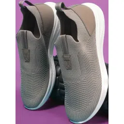 Hush Puppies by Bata Men's ELEVATE Grey Walking Shoes