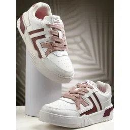 Asian Women's Pink Sneakers