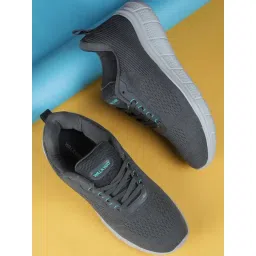 Walkway Women's Grey Sneakers