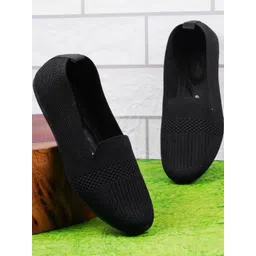 HITWAY Women Textured Slip-On Sneakers