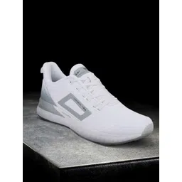 Campus Men White Evok Running Shoes
