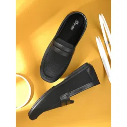 BIRDE Men Striped Slip-On Sneakers