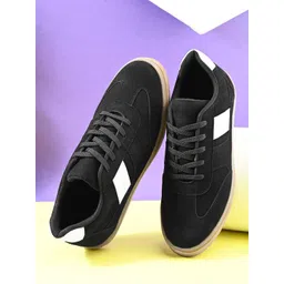 Fashion Victim Men Colourblocked Lace-Ups Sneakers