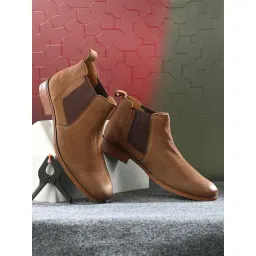 Clog London Men's Brown Chelsea Boots