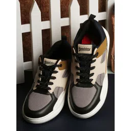 The Roadster Lifestyle Co Men Lightweight Colourblocked Sneakers