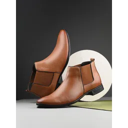 Valentino Men Leather Chelsea Boot