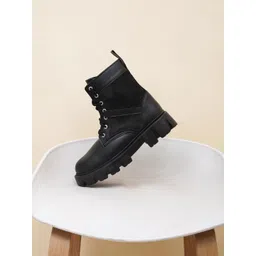 Killer Women Round Toe Lace Up Boots