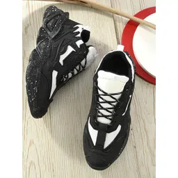 Vellinto Men Mesh Running Non-Marking Shoes