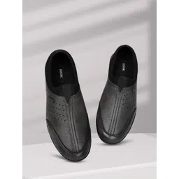 EZOK Men Leather Slip-On Sneakers