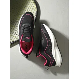 X-040 01 Running Shoes For Women