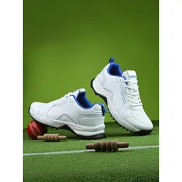 HRX by Hrithik Roshan Men Cricket Non-Marking Shoes