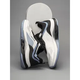 Red Tape Urban Kicks Men Mesh Walking Shoes