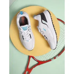 Asian Men's White Running Shoes
