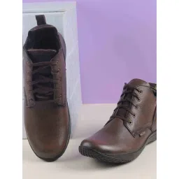 Mochi Men's Brown Derby Boots