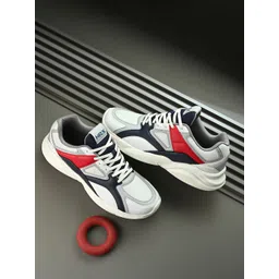 HRX by Hrithik Roshan Men Running Non-Marking Shoes