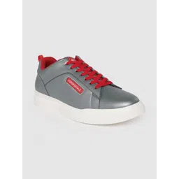 Aeropostale Men Contrast Sole Sneakers