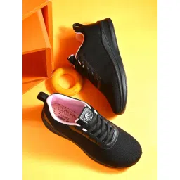 OFF LIMITS Women's WEMBLEY Black Running Shoes