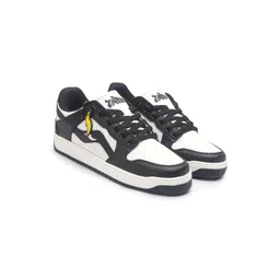 ZAYDN Men Colourblocked Sneakers