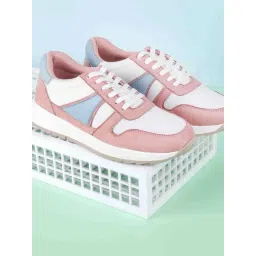 Metro Women's White Casual Sneakers
