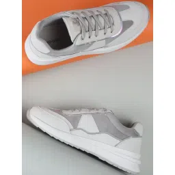 Mochi Women's Grey Casual Sneakers