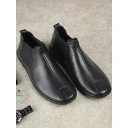 Mochi Men's Black Chelsea Boots