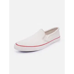 The Roadster Lifestyle Co. Women Casual Slip-On Sneakers