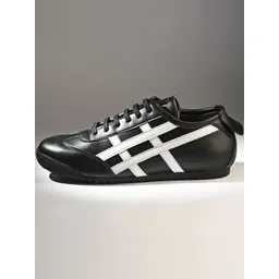 Roadster Men Striped Sneakers