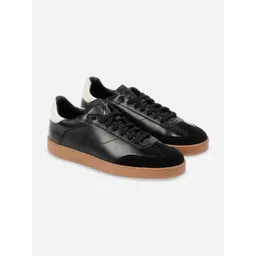 ZEESH Men Colourblocked Leather Sneakers
