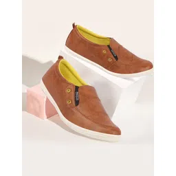 FAUSTO Men Brown Slip-On Sneakers
