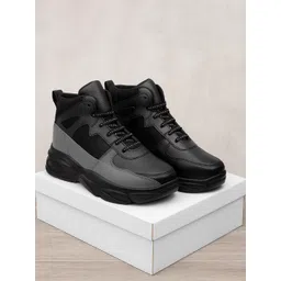 Bxxy Men High-Top Sneakers