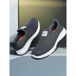 HOTSTYLE Men Mesh Running Non-Marking Shoes