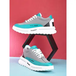 AMICO Men Colourblocked Sneakers