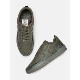WROGN Men Textured Sneakers