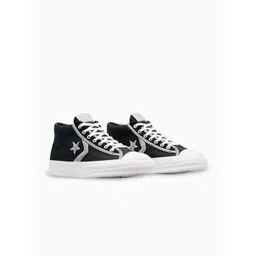 Converse UnisexSolid Mid-TopSneakers