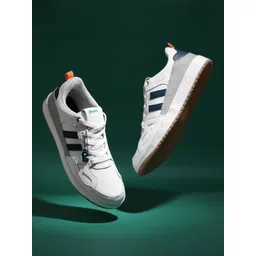 glitchez Men Lace-Ups Round Toe Sneakers