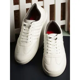 The Roadster Lifestyle Co Men Lightweight Casual Sneakers