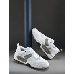 Campus Men Colourblocked Sneakers