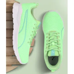 Lightstorm Wns Running Shoes For Women